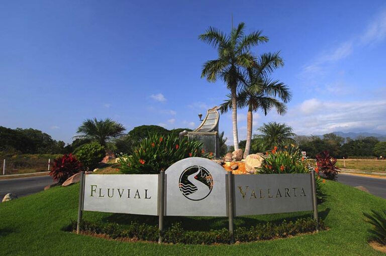 Fluvial Vallarta
